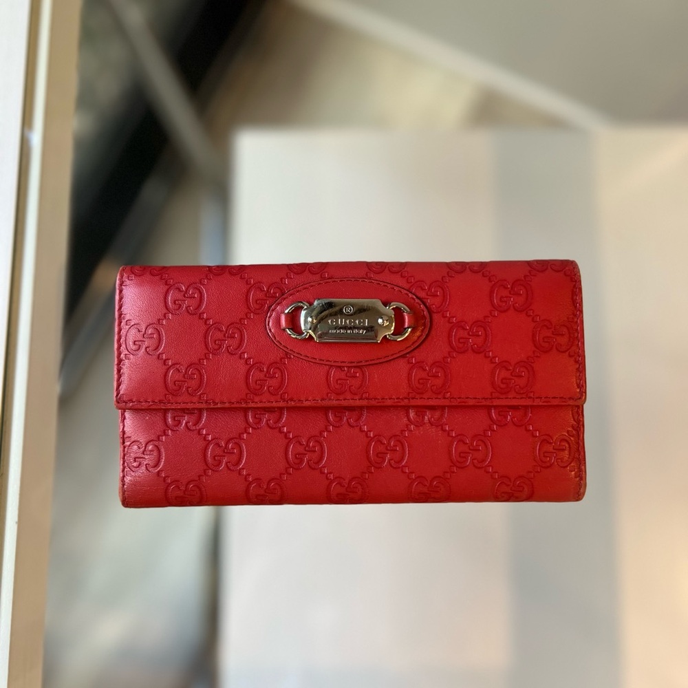 Gucci Red Brass Emblem Wallet with Box